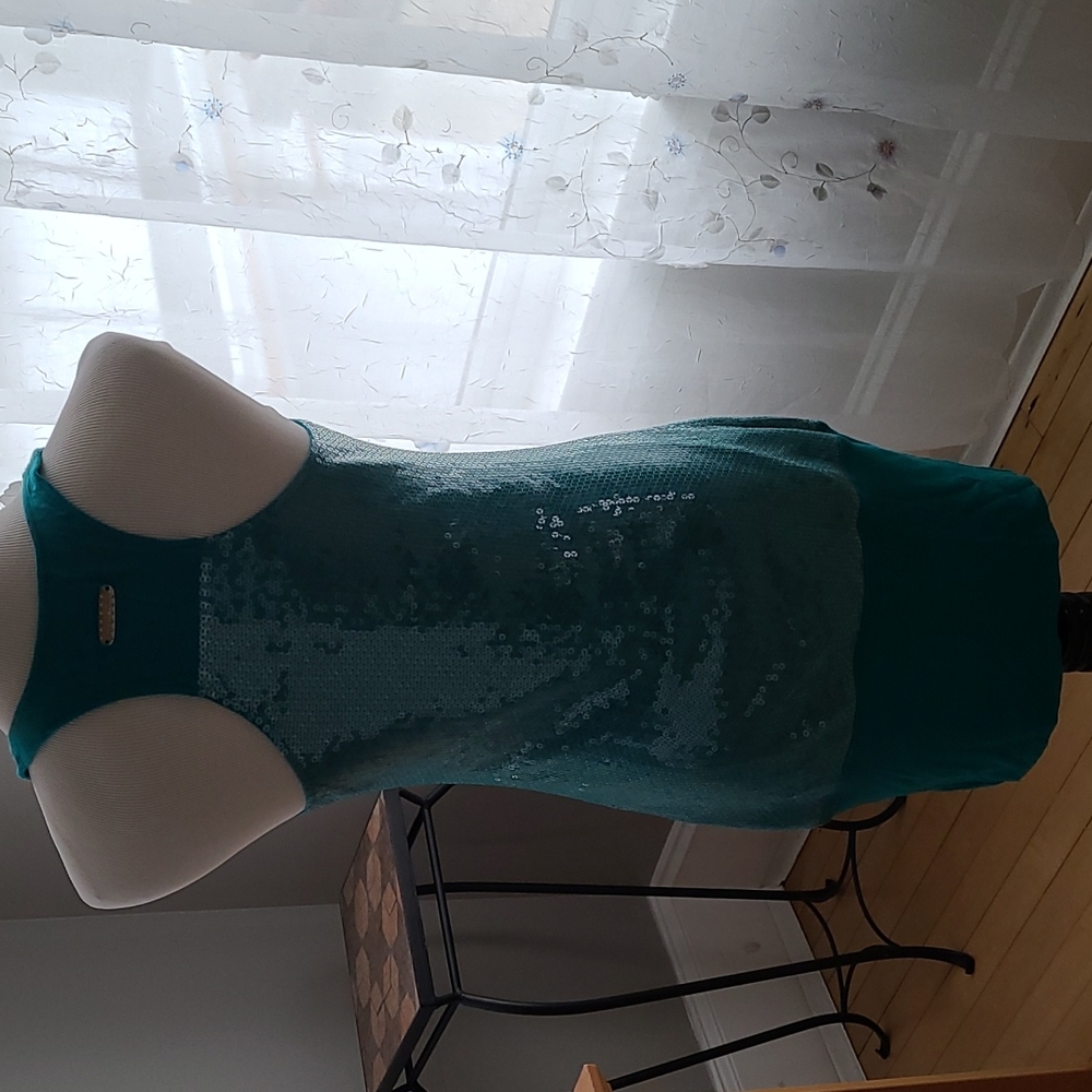Dress - Picture 5 of 11